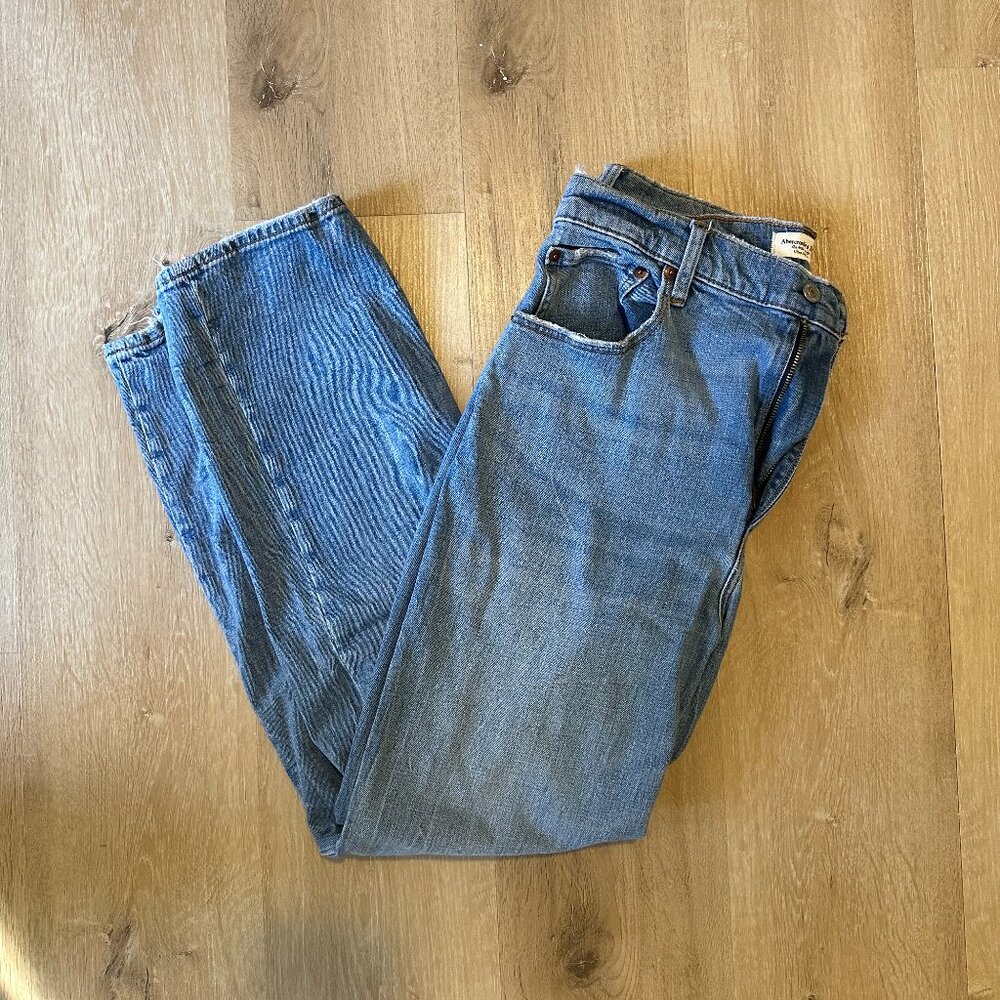 Abercrombie Ankle Straight Ultra High Rise (32/14 Long)